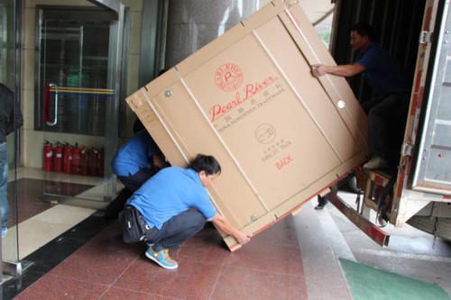 原阳钢琴贵重工艺品无忧运